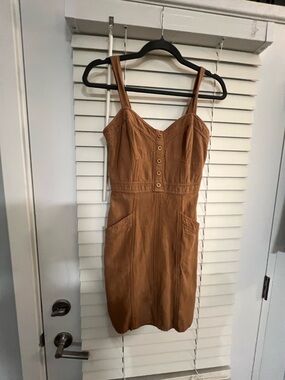 Super Cute  Br9wn/Khaki Dress Size XSmall